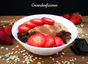 Una foto de Porridge o gachas de avena con canela