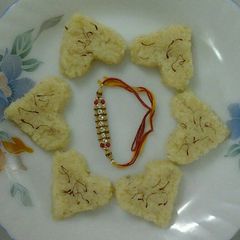 A picture of Coconut barfi.