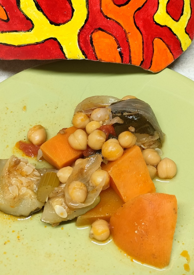 Una foto de Tajín de verduras