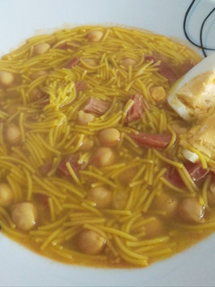 Una foto de Sopa de cocido especial