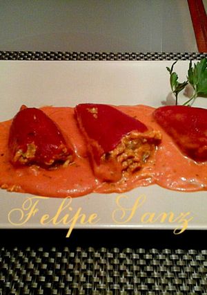 Foto principal de Pimientos del piquillo rellenos de setas