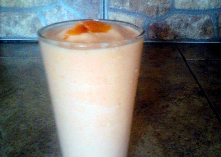 Simple Way to Prepare Ultimate papaya smoothie