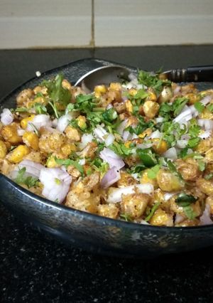 A picture of Corn chat.