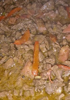 Una foto de Carne guisada 🔝