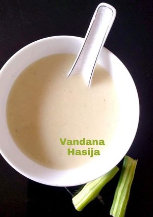 A picture of Drumstick Soup.