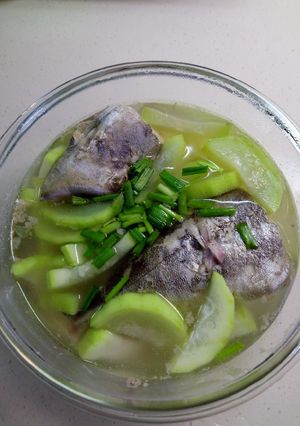 Hình của món Canh bầu nấu cá cu.