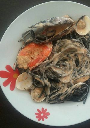Foto principal de Espagueti nero con salsa de marisco⛵