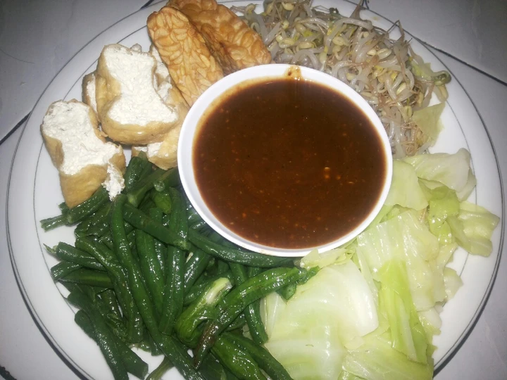 Cara Gampang Menyiapkan Resep Rujak Petis yang Bikin Ngiler Anti Ribet, Menggugah Selera