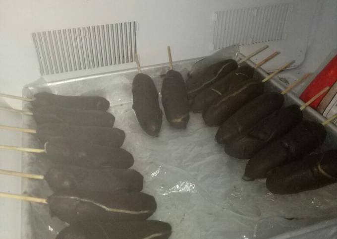 Ini dia! Bagaimana cara buat Es piscok coklat ny rasa magnum 😘  gurih