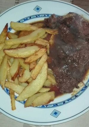 Una foto de Conejo de campo en salsa
