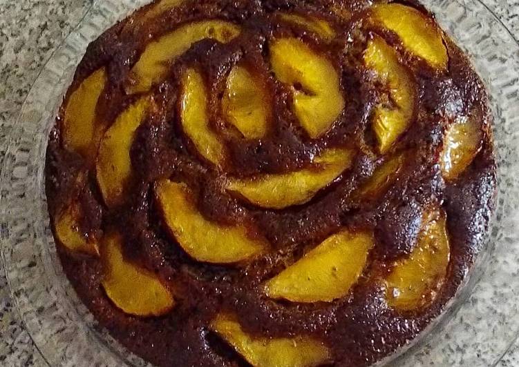 Step-by-Step Guide to Make Qualsiasi sera della settimana Torta integrale alla frutta profumata di canella