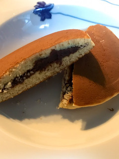 A picture of Gluten-free Dorayaki with homemade Red Bean paste.