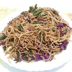 A picture of Chowmein.