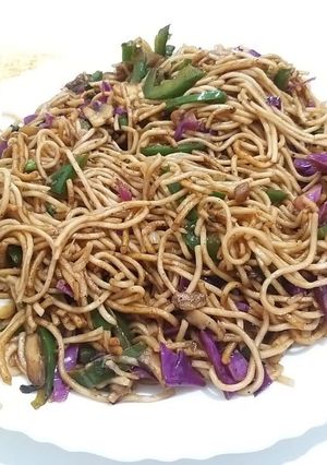 A picture of Chowmein.