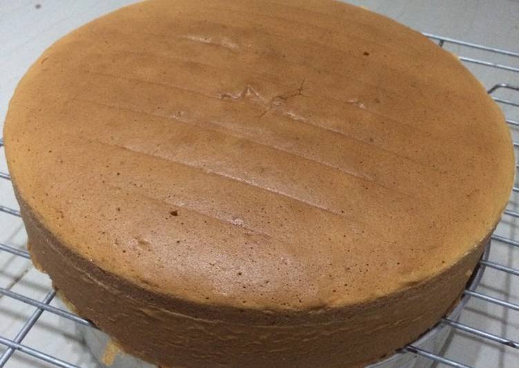 Resep Bolu Keju (bisa untuk basic birthday cake) Sederhana dan Mudah Dibuat