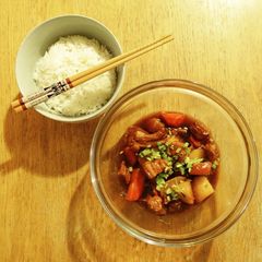 A picture of Braised Pork in Brown Sauce.