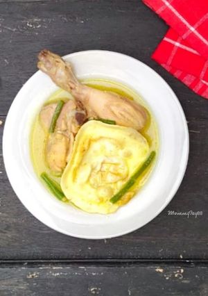 Foto resep Opor Ayam Telur Kuah Kuning