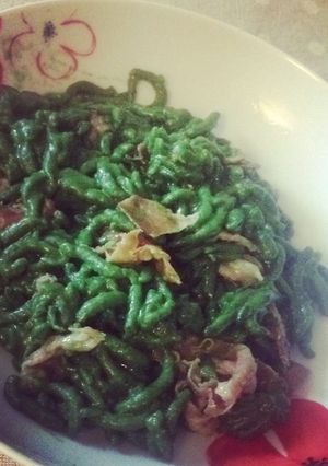 Foto di Spatzle agli spinaci con speck
