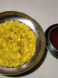 મિક્સ દાળ ની ખીચડી (Mix Dal Khichdi Recipe In Gujarati) રેસીપી મુખ્ય ફોટો