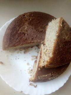 A picture of Cinnamon banana cake #4weekschallenge.