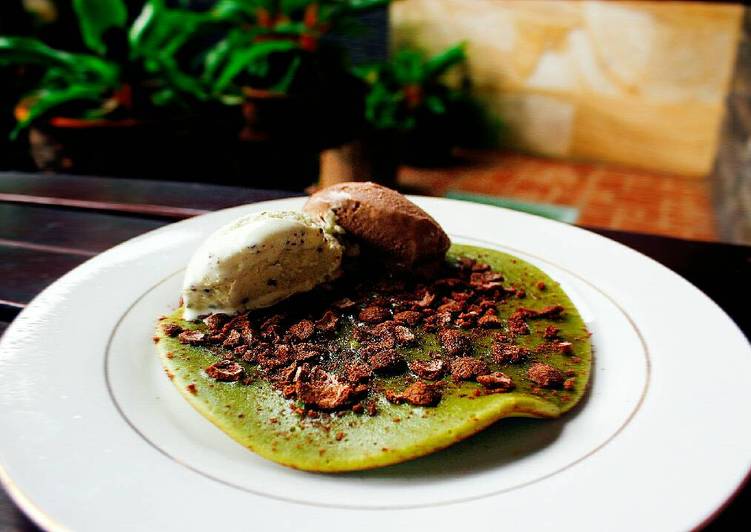Pancake Greentea Ice Cream Float