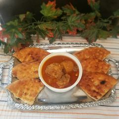 A picture of Shahi Chicken qourma.