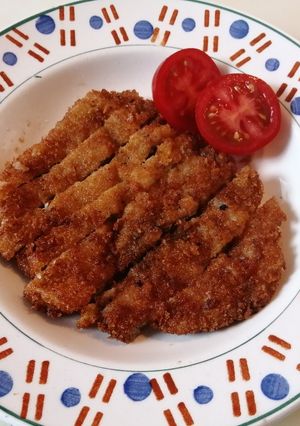 Une photo de Tonkatsu (porc pané à la japonaise)