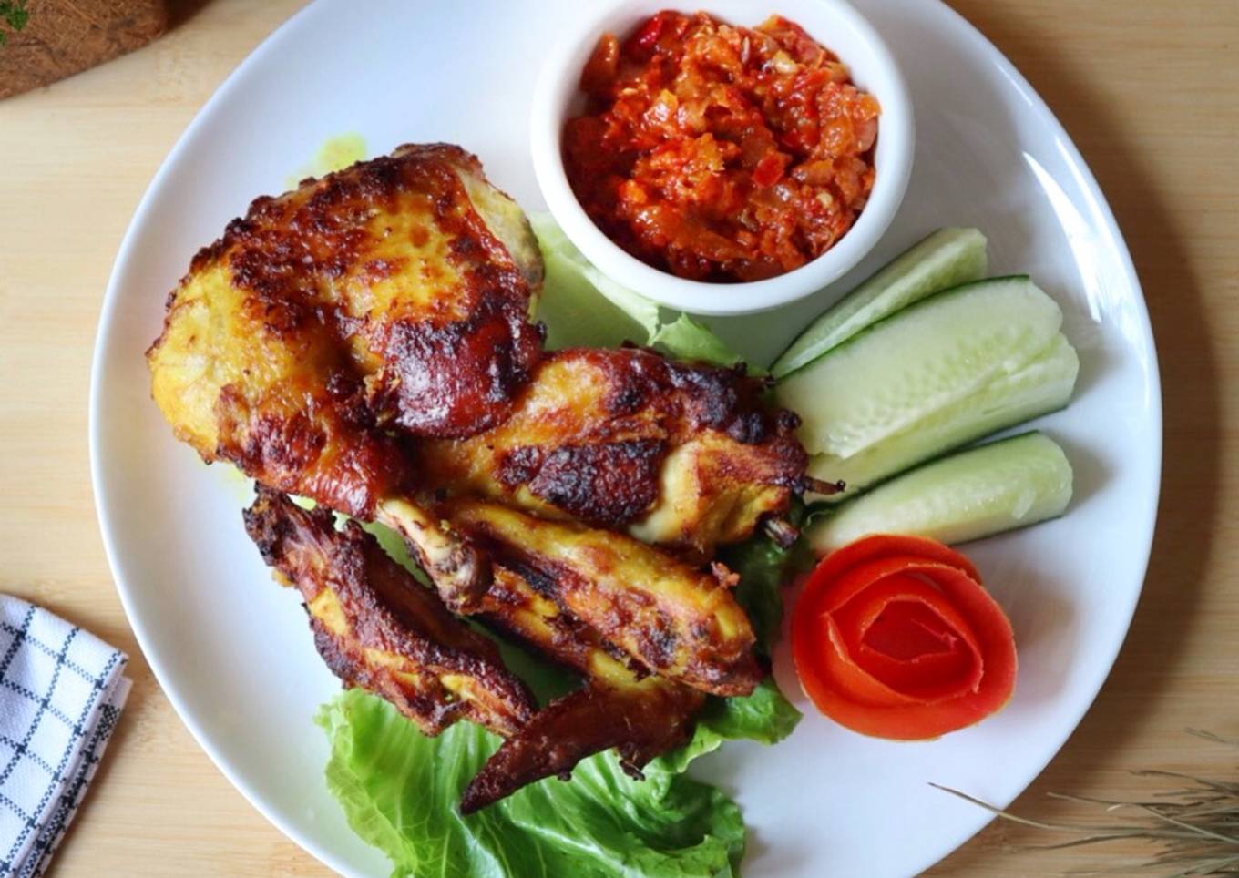 Ayam panggang bumbu kuning