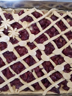 Meggyes pite tejmentesen recept fotója