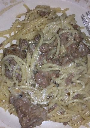 Una foto de Salsa de crema con fideos!!!🍜🍜 Un manjar!!!🤤👌😋
