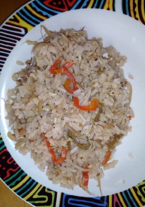 Una foto de Arroz con vegetales