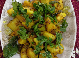 A picture of Jeera Aloo sabzi.