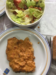 Una foto de Pechuga de pollo al curry rojo