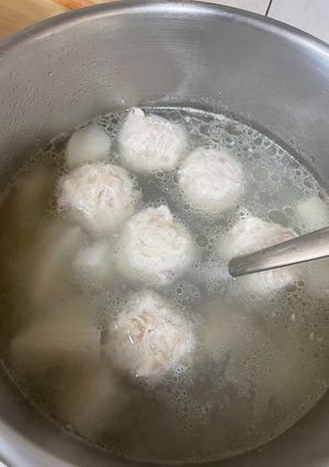 蘿蔔貢丸湯 的食譜成品照片