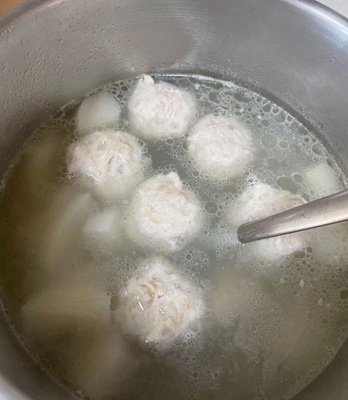 蘿蔔貢丸湯 的食譜成品照片