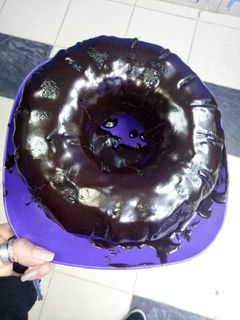 صورة لوصفة كيك بصوص الشوكولاته
