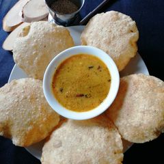 A picture of Bedmi poori.