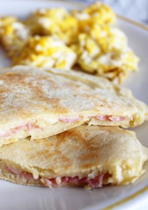 Une photo de Pancakes Fourrés à l’Emmental et Jambon Blanc