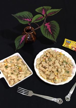 A picture of Peri Peri white sauce Pasta.
