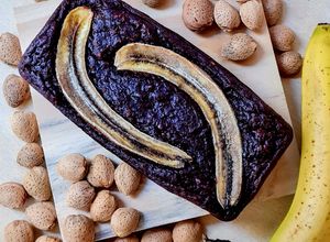 Una foto de Budín de banana y cacao con aceite de coco 🍌 mi favorito reversionado 🥥 sin azúcar ni edulcorante