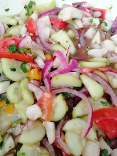 Una foto de Ceviche de jícama y pepino