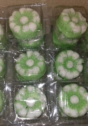 Foto resep Putu Ayu Air Kelapa😋😋😋