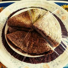 A picture of Ragi dosa.
