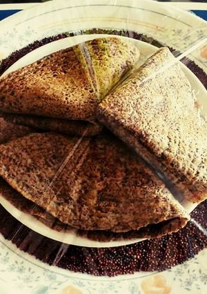 A picture of Ragi dosa.