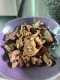 หมูทอดกระเทียมพริกไทย