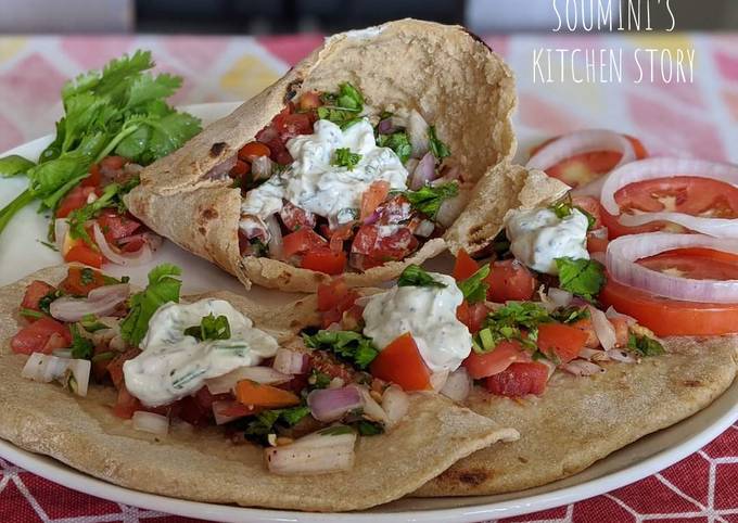 Steps to Make Speedy Pita bread with chicken mince filling, tomato ...