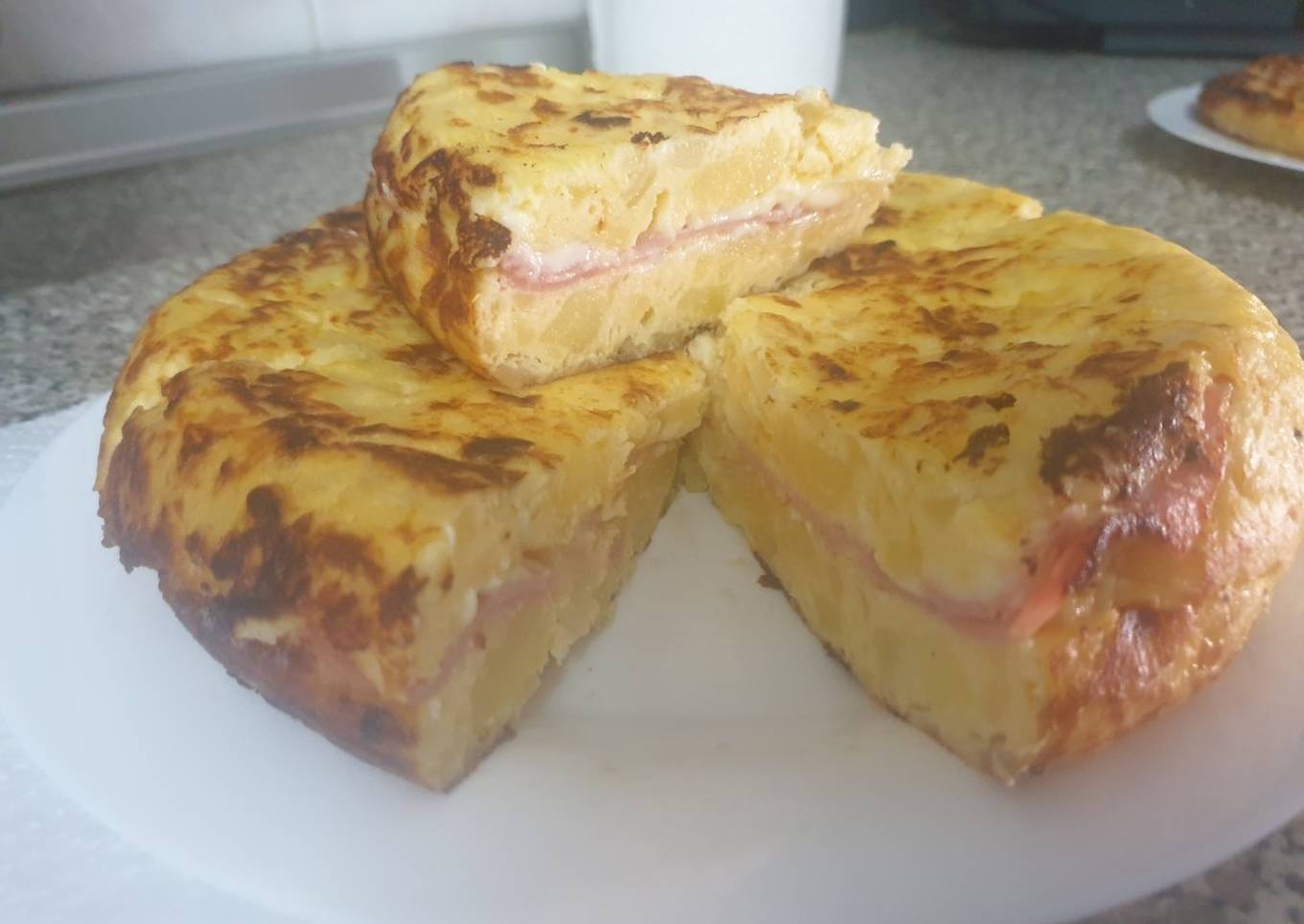 Tortilla de patata rellena