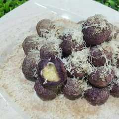 รูปของ Bola ubi keju melted