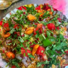 A picture of ભેળ.