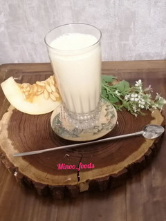 عکسی از دستور میلک شیک طالبی